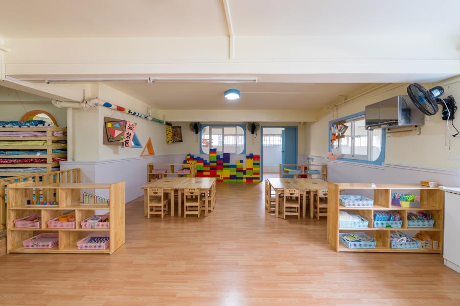 幼儿园教室发热地板安装-暖羊羊地暖